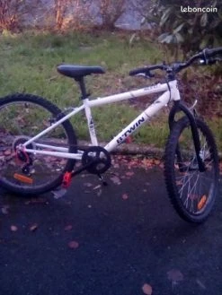 Velo Btwin Rockrider300