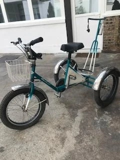 T.g.v. Tricycle Pour Le Golf. (trial Golf Voyager)