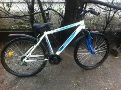 Velo Tres Bon Etat, Proche Du Neuf !