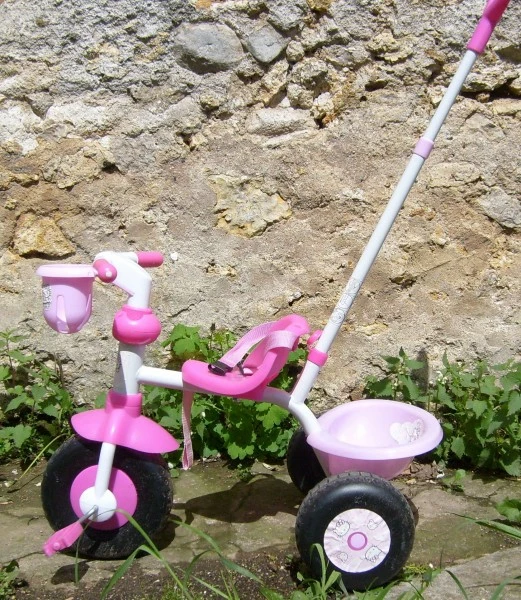 Tricycle Hello Kitty Pour Fille De 1 3 Ans 3 Tricycle Hello Kitty Pour Fille De 1 3 Ans