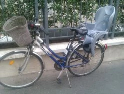 Vlo De Ville Avec Le Sige Bb