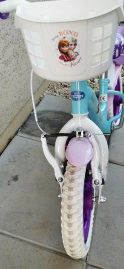 Vlo Reine Des Neige 12 Pouces Neuf