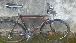 Vlo Route Marque Raleigh Modle Royal. Cadre Reynolds 53.